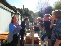 Juicing workday Oct  2012_027_1.JPG